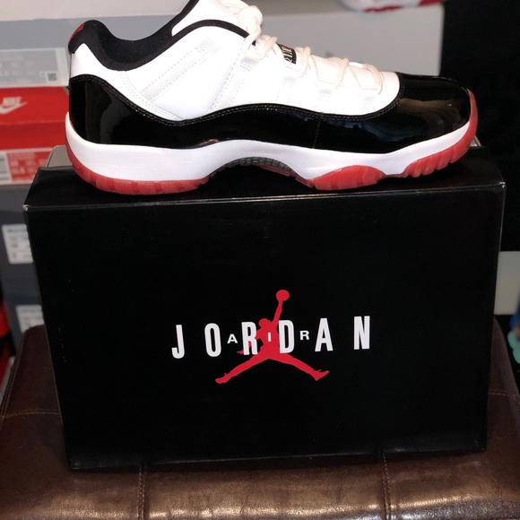 Jordan 11 low bred/concord - Picture 3 of 5